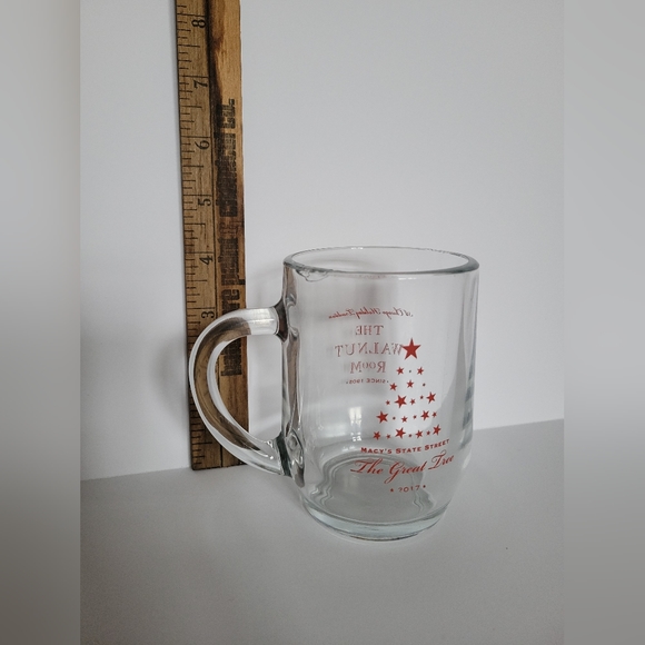 2017 Chicago Macy's Marshall Fields State Street Walnut Room Xmas Mug FREE SHIP - Picture 8 of 9